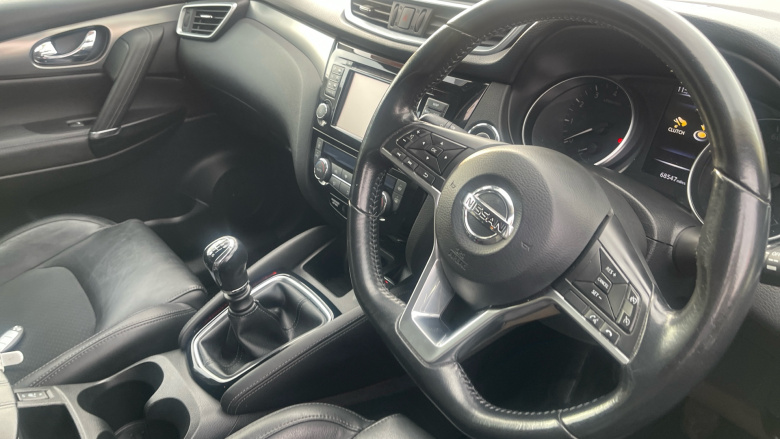 Nissan Qashqai 1.6 DiG-T Tekna 5dr Petrol Hatchback